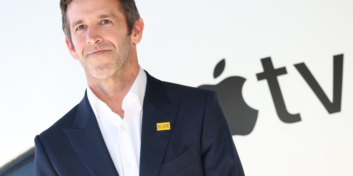 iPhone pliabil și noul CEO Apple, John Ternus, la orizont