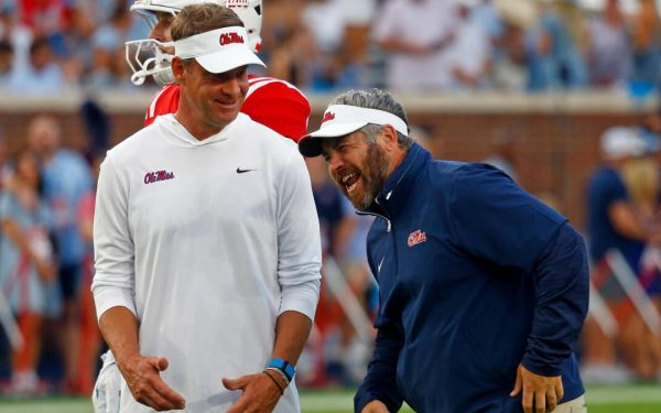 Kiffin îl provoacă pe Golding: „Să mergem la Gainesville?”