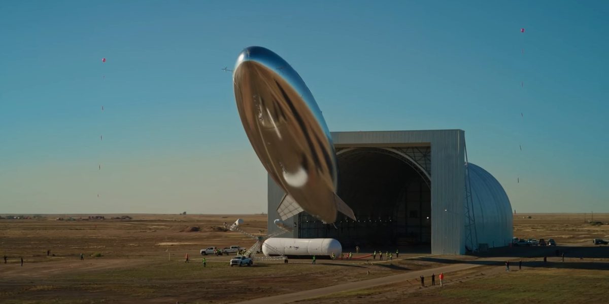 Dirijabil gigant, la finalul cursei de 30.000 km