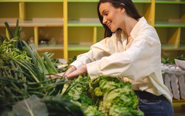 Kale, superleguma ce-ți întărește oasele și imunitatea
