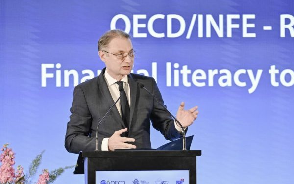 Niculescu, propus de Nicușor Dan pentru funcția de premier