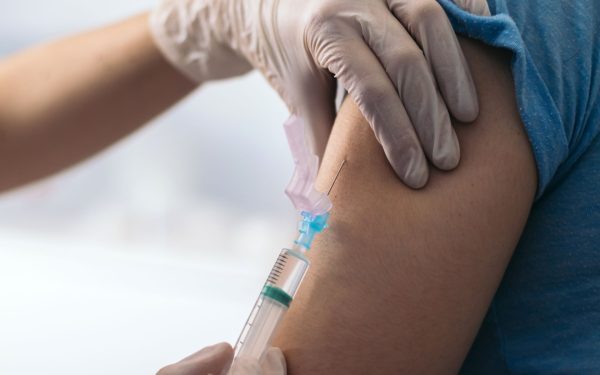 Gripa: Cine ia vaccinul gratuit sau compensat